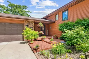 3597 Gresham Ave N, Oakdale, MN 55128 - Photo 1