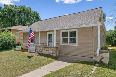 19 Lenox Street, Winona, MN 55987 - Photo 1
