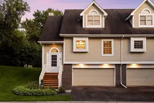 17137 Sandy Ln, Minnetonka, MN 55345 - Photo 1