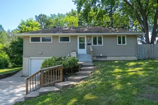 2912 Hampshire Ave N, Crystal, MN 55427 - Photo 1