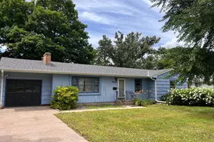 1711 Winnetka Ave N, Golden Valley, MN 55427 - Photo 1