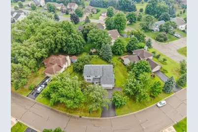 1130 Sunset Bay, Woodbury, MN 55125 - Photo 1