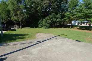 1154 Yadkinville Rd, Mocksville, NC 27028 - Photo 2