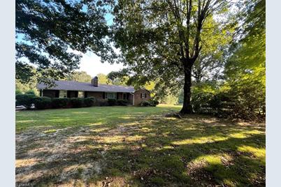7910 Ketner Farm Road - Photo 1