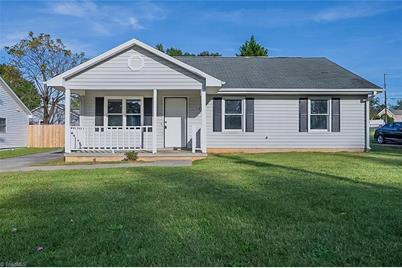 1855 Flatrock Street - Photo 1