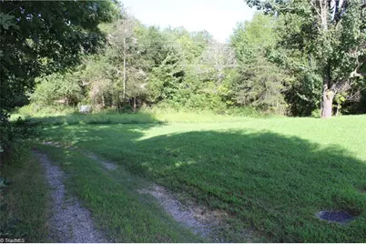 3168 Rockford Street, Mount Airy, NC 27030 - Photo 2