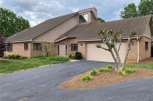 bermuda run country club homes for sale