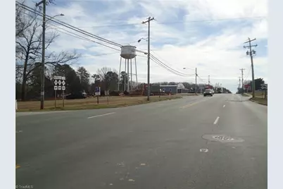 17871 S Nc Highway 109, Denton, NC 27239 - Photo 4