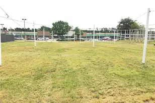 804 S Van Buren Rd, Eden, NC 27288 - Photo 6