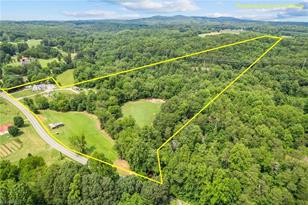 589 Long Hill Rd - Photo 4