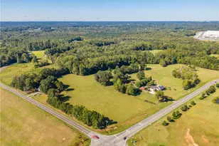 5936 Burlington Rd, McLeansville, NC 27301 - Photo 4