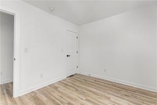 701 Commerce Ave - Photo 16