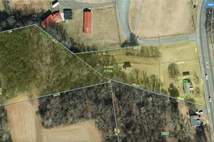 466 S Main St, King, NC 27021 - Photo 4