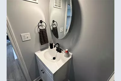 112 Sycamore Street, New London, NC 28127 - Photo 10