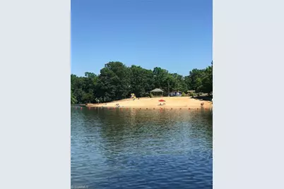 112 Sycamore Street, New London, NC 28127 - Photo 38