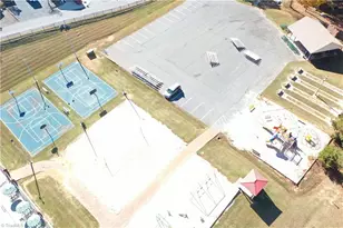 112 Sycamore St, New London, NC 28127 - Photo 44