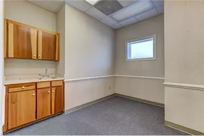 247 W Kings Highway, Eden, NC 27288 - Photo 44