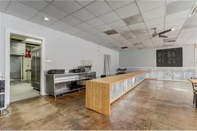 247 W Kings Highway, Eden, NC 27288 - Photo 16