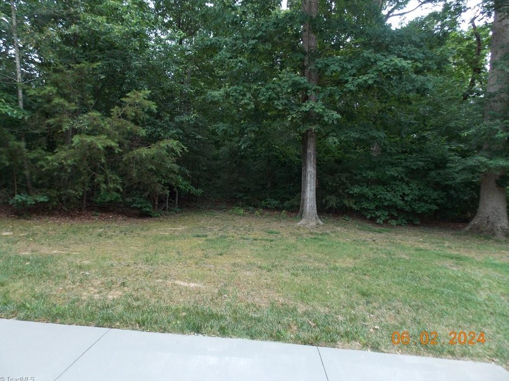 8512 Springbirch Ter, Stokesdale NC  27357-8591 exterior