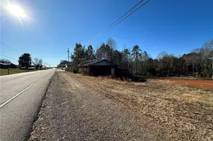 3023 Wilkesboro Hwy, Statesville, NC 28625 - Photo 14