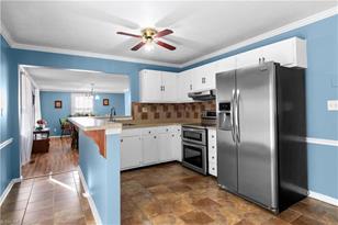 444 Bremen Garden Dr - Photo 4