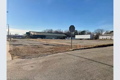 1702 S Main Street, Lexington, NC 27292 - Photo 2