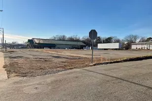 1702 S Main St, Lexington, NC 27292 - Photo 2