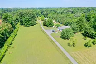 5729 Julian Airport Rd, Liberty, NC 27298 - Photo 18