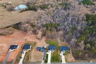4394 Nc Hwy 135, Matrimony, NC 27048