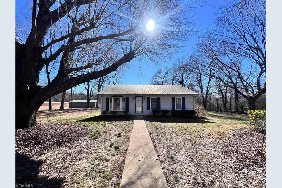 6033 Zoo Pkwy, Asheboro, NC 27205 MLS 1132719 Coldwell Banker