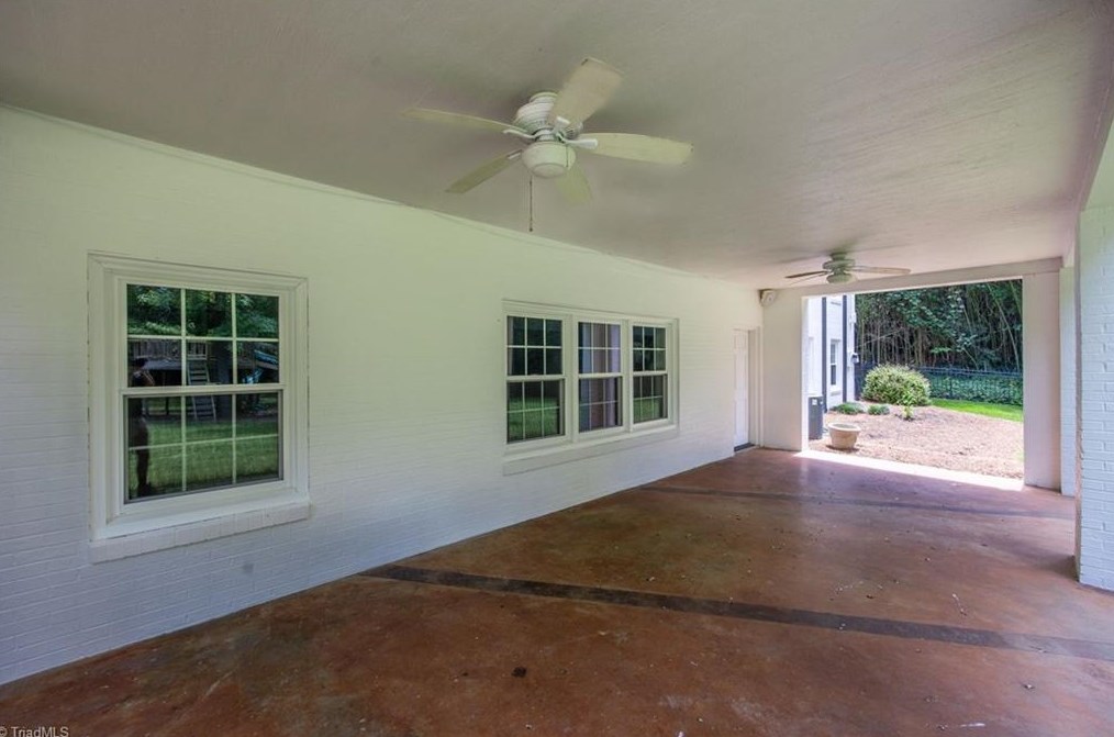 1109 Rockford Rd, High Point NC  27262-4654 exterior