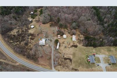 8283 Walter Combs Way, Stokesdale, NC 27357 - Photo 10