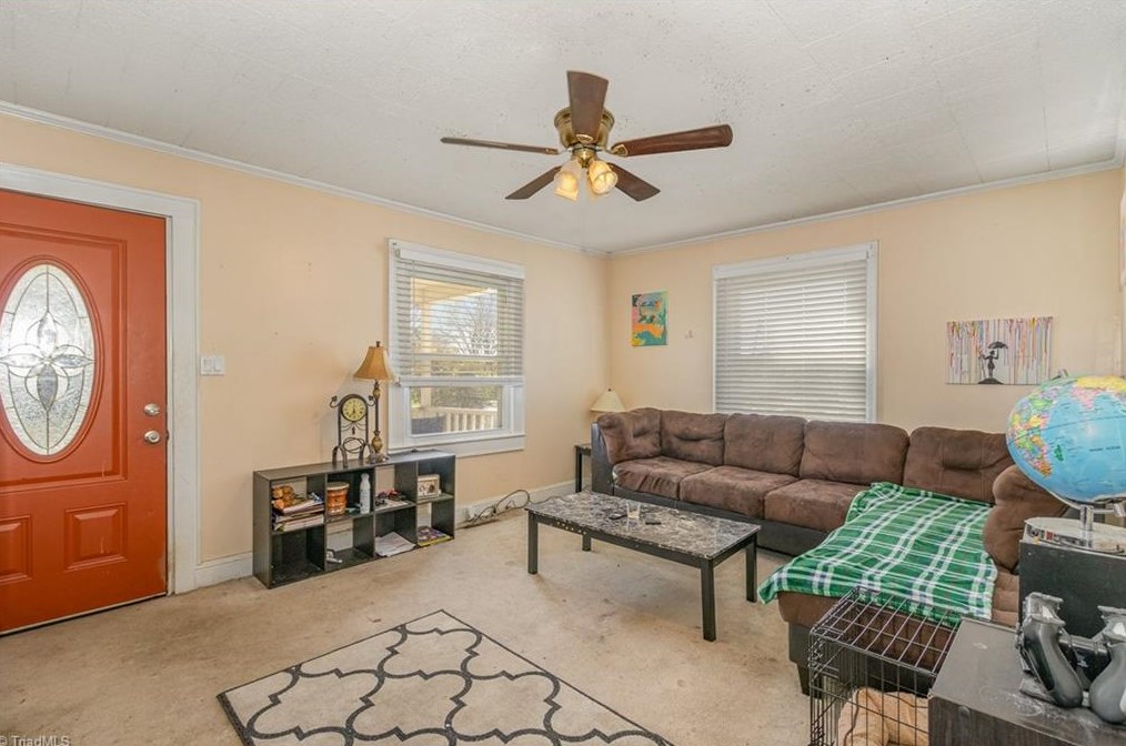 219 Kernodle Dr, Burlington, NC 27215