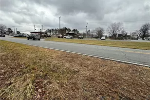 349 E King St, King, NC 27021 - Photo 16