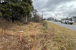 349 E King St, King, NC 27021 - Photo 14