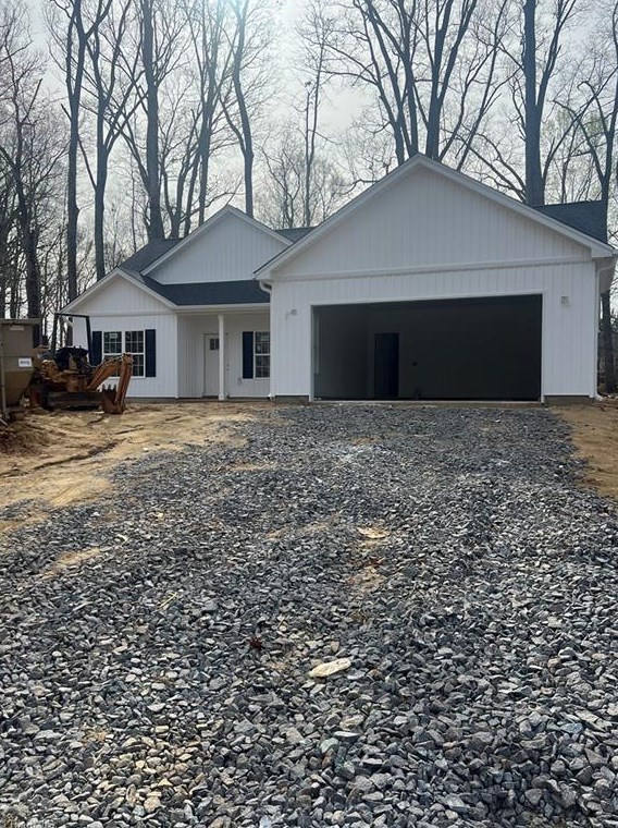 138 Carolina Ave, Farmington, NC 27028