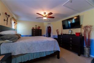 3555 Meadowdale Ln - Photo 18