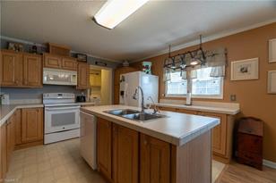 3555 Meadowdale Ln - Photo 8