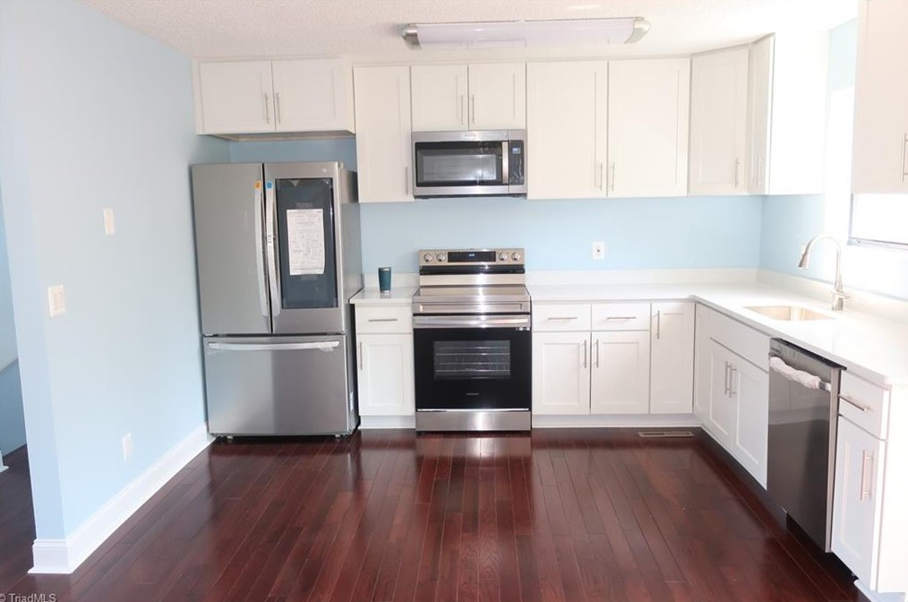 612 Kingsberry Park Dr, Winston Salem, NC 27107-6210