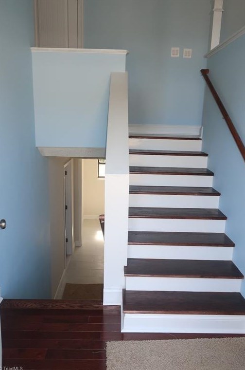 612 Kingsberry Park Dr, Winston Salem NC  27107-6206 exterior