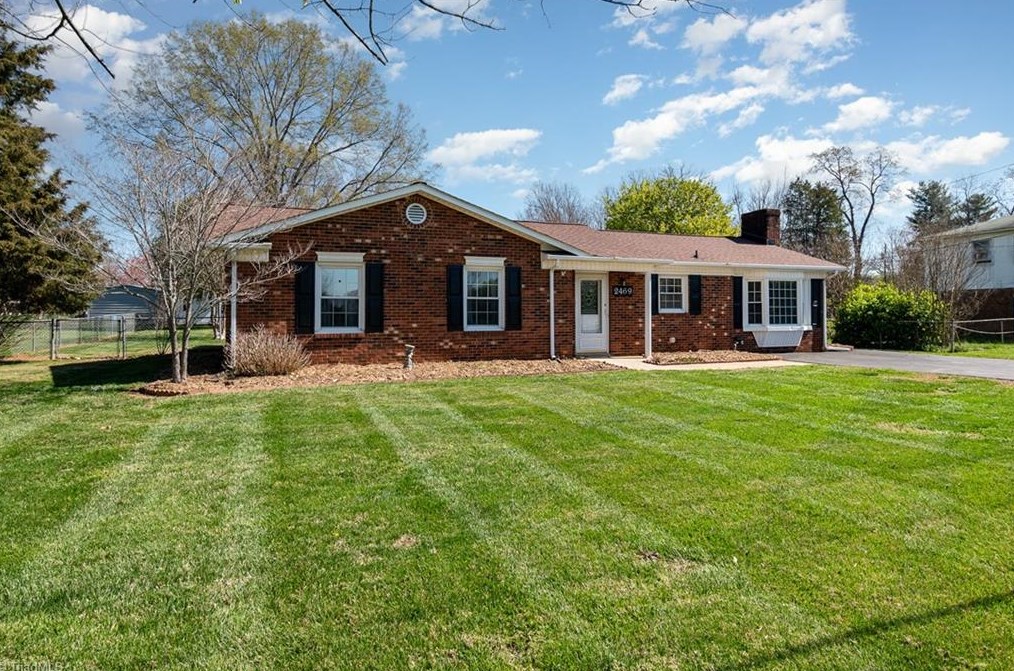 2469 Nc Highway 66, Kernersville, NC 27284-4110