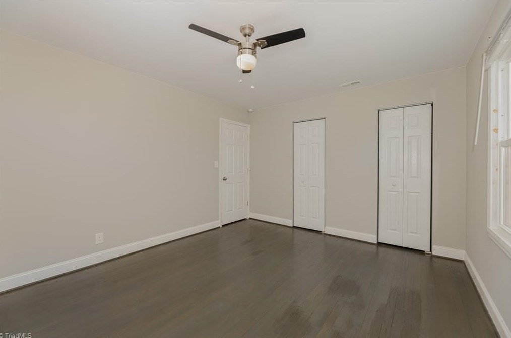 3508 Cloverdale Dr, Greensboro NC  27408-2904 exterior