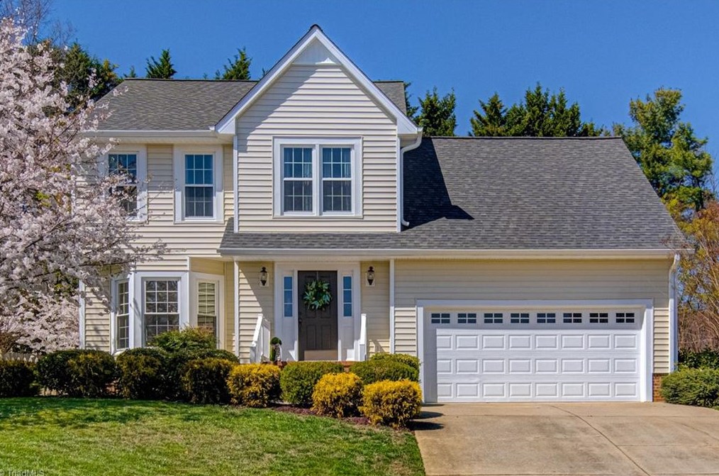 3705 Friendsview Dr, Greensboro, NC 27410