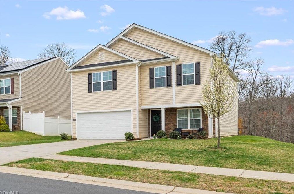 1670 Weatherend Dr, Rural Hall, NC 27045