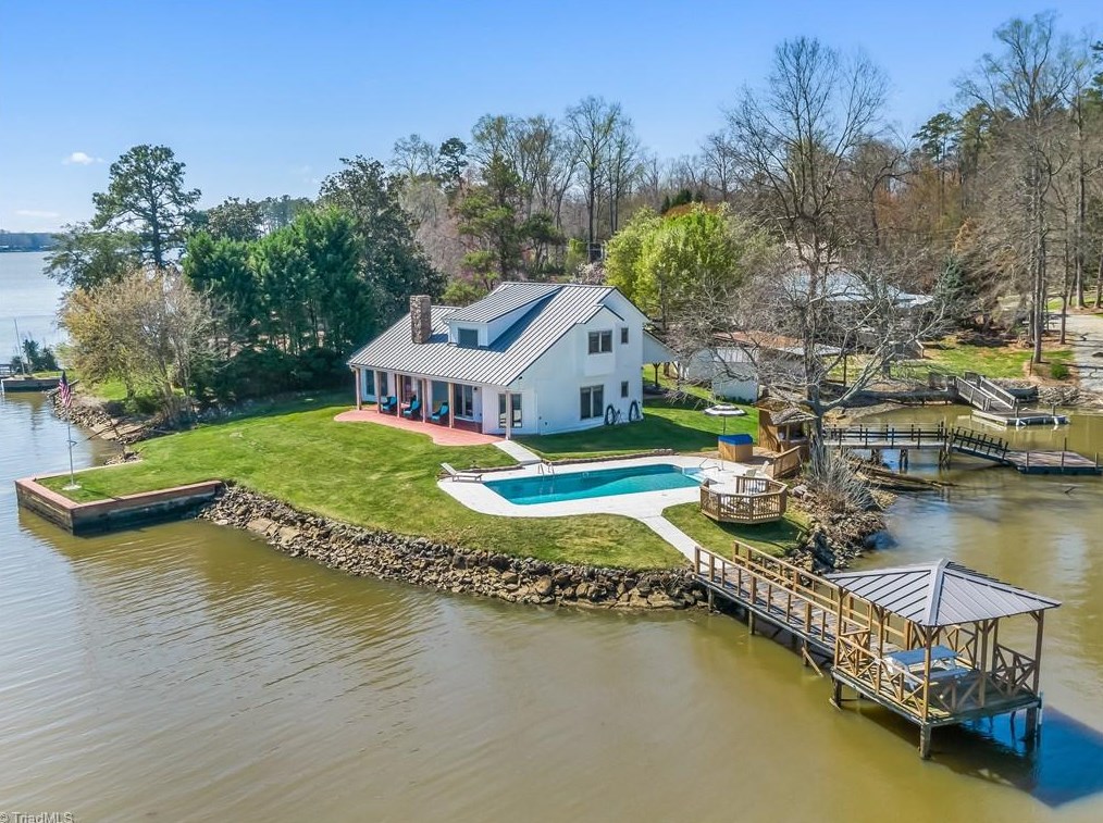 219 Lake Pines Ln, Lexington, NC 27292