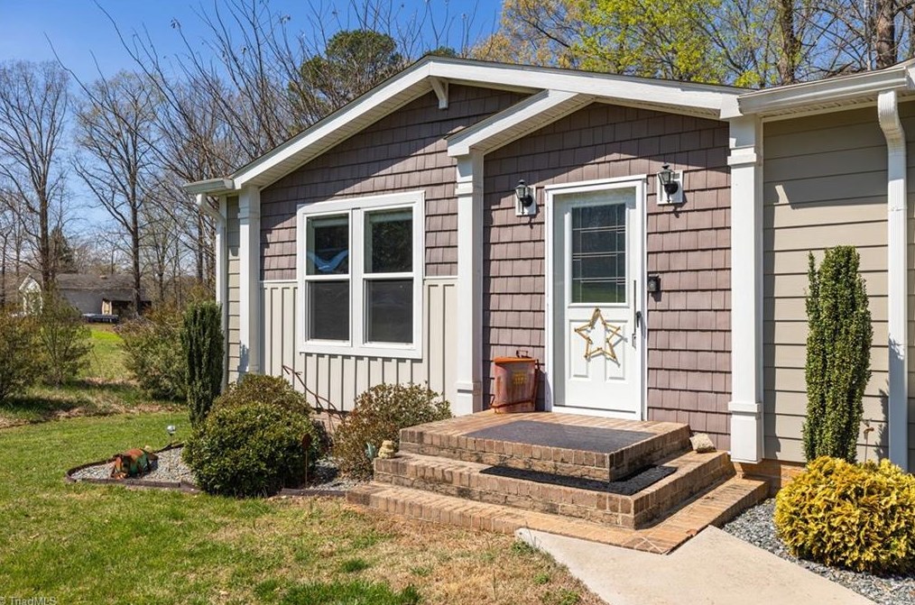 410 Bill Lohr Rd, Lexington NC  27292-6735 exterior