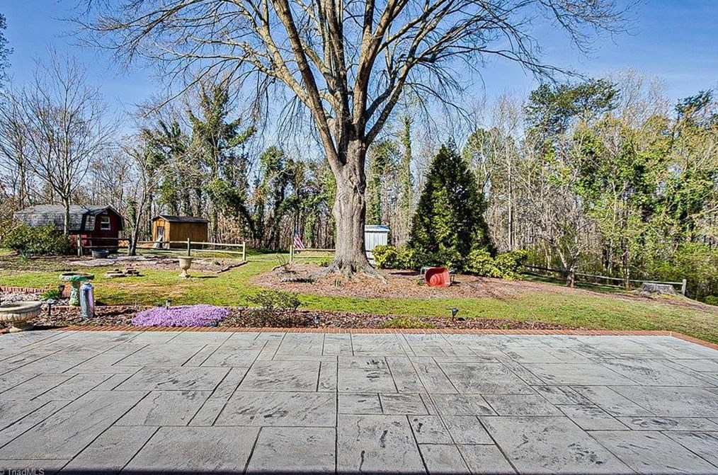 1122 Richardson St, Parks Crossroads NC  27316-9711 exterior