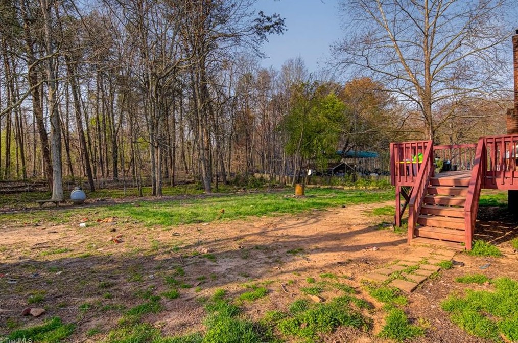 9305 Smoke Hollow Rd, Kernersville NC  27284-9077 exterior