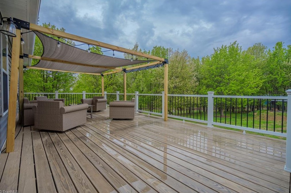 287 Ravenwood Ln, Lexington, NC 27292