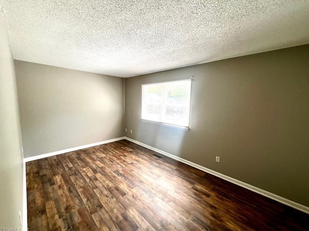 4207 Baylor St, Greensboro NC  27455-2560 exterior